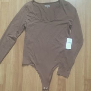 Sale! NWT - Banana Republic Brown Long Sleeve Scoop Neck Thong Bodysuit - Medium